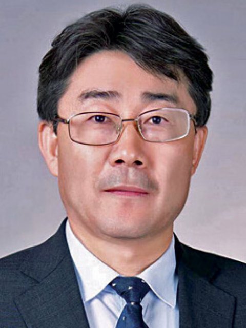 Professor George F. Gao, the Director-General, Chinese Center for Disease Control and Prevention and Vice President, Chinese National Natural Science Foundation